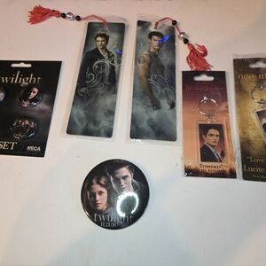 Twilight Saga Merchandise Set